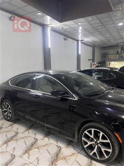 Chrysler 200